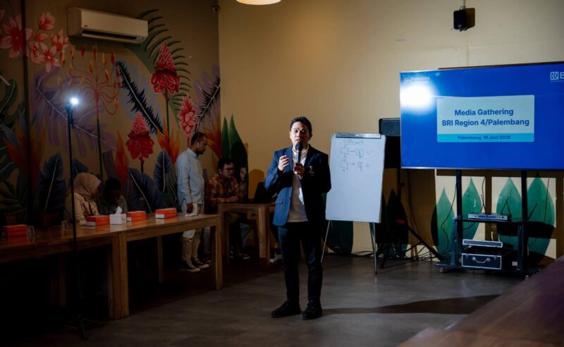 BRI Region 4 Palembang menggelar pelatihan jurnalistik sebagai upaya meningkatkan kompetensi dan daya saing media lokal di era transformasi digital.