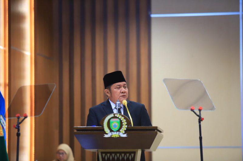 Gubernur Sumatera Selatan Herman Deru saat sambutan dalam rapat paripurna di gedung DPRD Sumsel, Senin (22/6/2026). Foto: Pemprov Sumsel