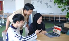 Satu Kuota untuk Bersama, SIMPATI Hadirkan Solusi Internet Keluarga
