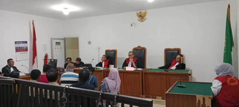 Saat para saksi dihadirkan disidang PN Palembang selasa (23/6/2026) 

Saat Terdakwa  Kurniati Hasda Ayu dihadirkan di PN Palembang, Selasa (23/6/2026)
