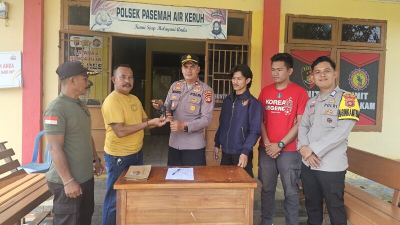 Warga Air Mayan Serahkan Senpi Rakitan ke Polisi, Dukung Ops Senpi Musi 2026