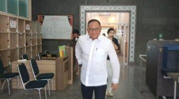 Saat Dodi Reza Alex Penuhi Panggilan Kejati Sumsel
