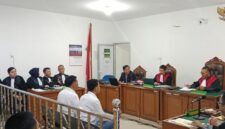 Saat JPU bacakan dakwaan keduanya Terdakwa disidang Tipikor Palembang, Kamis (25/6/2026)