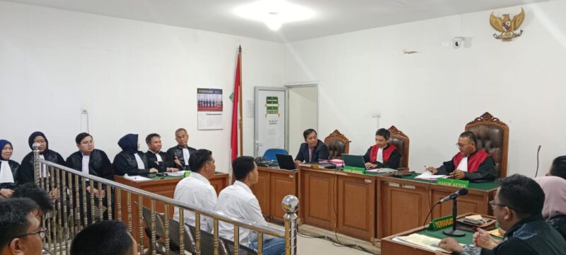 Saat JPU bacakan dakwaan keduanya Terdakwa disidang Tipikor Palembang, Kamis (25/6/2026)