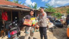 Foto : bantun sembako dari kapolsek sukarami
