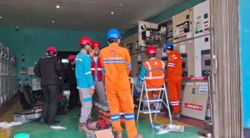 PLN UPT Palembang Laksanakan Pemeliharaan Penyulang Tanpa Ganggu Pasokan Listrik Pelanggan