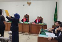 Saat dihadirkan di sidang yang digelar di PN Palembang, Senin (29/6/2026)