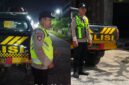 Personel Polsek Buay Madang Timur saat melaksanakan Kegiatan Rutin Yang Ditingkatkan (KRYD). 