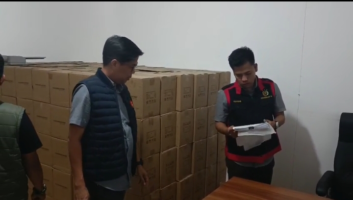 Tim Kejari Palembang Geledah Kantor Dishub Kota, Diduga Terkait Pengadaan Lampu Jalan 2025