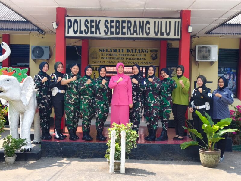 Foto Kowad Pom AD.kunjungi  polsek SU 2 Palembang