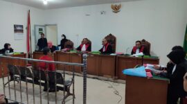 Saat terdakwa dihadirkan disidang PN Palembang, Rabu (1/7/2026)