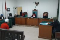 Saat majelis hakim Jatuhkan putusan terhadap terdakwa M Akep pada sidang yang digelar di PN Palembang, Kamis (2/7/2026)