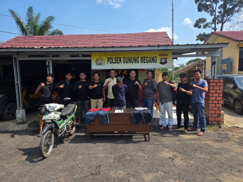 Pembunuhan di Gunung Megang Luar Terungkap, Pelaku Menyerahkan Diri Usai Dibujuk Keluarga
