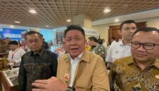 Gubernur Sumsel, Herman Deru saat diwawancarai usai membuka kegiatan Sultan Muda Fair 2026 di Kantor OJK Sumsel pada, Senin (6/7/2026). Foto: Tia
