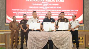 Karutan Baturaja Hadiri Pendatanganan Perjanjian Kerja Sama Pelaksanaan Sidang Secara Elektronik