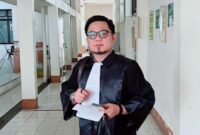 Saat tim kuasa kedua terdakwa ,Syarief Fahtul SH.Mkn ditemui di PN Palembang, Kamis (9/7/2026)