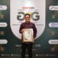 keterangan foto:
Direktur Manajemen Risiko PGN Eri Surya Kelana mewakili PGN menerima Indonesia Excellence Good Corporate Governance Ethics in Supporting National Energy Diversification and Transition - Oil and Gas Category pada ajang Indonesia Excellence Good Corporate Governance (GCG) Award 2026 yang diselenggarakan oleh Warta Ekonomi. Penyerahan penghargaan ini digelar di Jakarta, (30/6/2026).