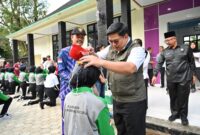fhoto : pecah kendi dan penyiraman pembukaan diklat paskibraka kota pagar alam
