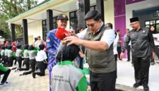 fhoto : pecah kendi dan penyiraman pembukaan diklat paskibraka kota pagar alam