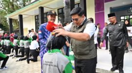 fhoto : pecah kendi dan penyiraman pembukaan diklat paskibraka kota pagar alam