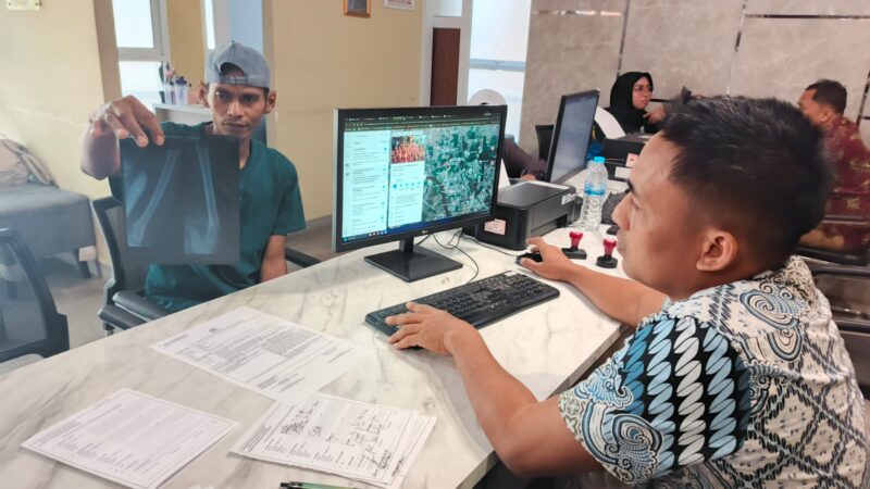Pria Ini Ditembak Temannya Pakai Senapan Angin