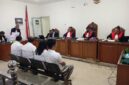 Saat JPU bancakan Tuntutan Empat terdakwa disidang di PN Tipikor Palembang,Senin (13/7/2026)