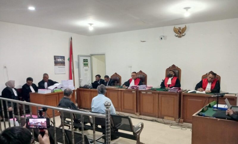 Saat JPU bancakan Tuntutan disidang di PN Tipikor Palembang,Senin (13/7/2026)
