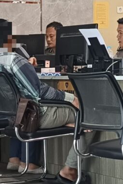 Dua Pria Tak Dikenal Pepet dan Aniaya IRT di Palembang, Korban Lapor Polisi