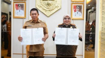 fhoto :penandatangan surat keputusan khusus antara pemkot dengan kejaksaan negeri pagar alam