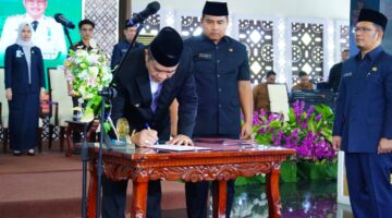 Perkuat Tata Kelola Pemerintahan, Bupati Muba Lantik Pejabat dan Kukuhkan Nomenklatur Baru