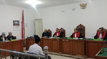 Saat JPU bacakan  dakwaan terdakwa Korupsi Layanan BTN e-Batara Pos di sidang PN Tipikor Palembang, Rabu (15/7/2026)