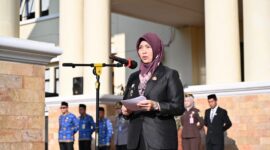 fhoto : wawako pagar alam hj. bertha bertindak sebagai inspektur upacara harkopnas ke-79 dan hani 2026