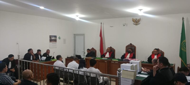 Saat Empat Eks Pejabat BRI dihadapan majelis hakim menyampaikan nota pembelaan disidang yang digelar di PN Tipikor palembang, selasa (21/7/2026)