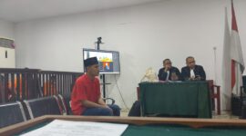 Saat  Terdakwa Indra dihadirkan disidang PN palembang, Selasa (21/7/2026)