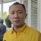 Kuasa hukum M. Jamil dan Dede Parasade, Redho Junaidi, SH, MH, memberikan keterangan usai sidang perdana di PN Palembang, Kamis (23/7/2026).