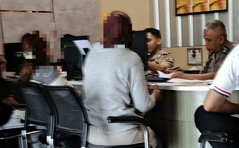 Korban saat Melapor ke Polisi