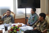 Pemkot Palembang Bahas Usulan Pengurus Masjid Agung Untuk Menata PKL 