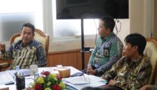 Pemkot Palembang Bahas Usulan Pengurus Masjid Agung Untuk Menata PKL 