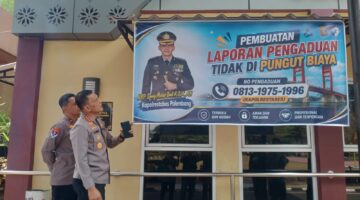 Foto: Kapolrestabes memantau bener yang dipasang