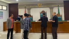 Suasana persidangan praperadilan di PN Palembang, Senin (3/8/2026)