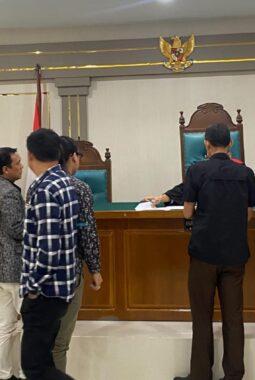 Sidang Perdana Praperadilan Wabup Nonaktif PALI Iwan Tuaji Digelar, Kuasa Hukum Soroti Penyebutan OTT