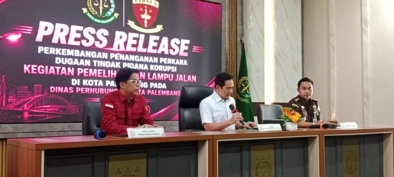 Saat Kepala Kejari Palembang Ali Akbar, SH.MH.gelar konferensi pers Rabu (5/8/2026