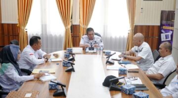 fhoto : walikota pagar alam ludi oliansyah pimpin rapat penataan pasar terminal nendagung