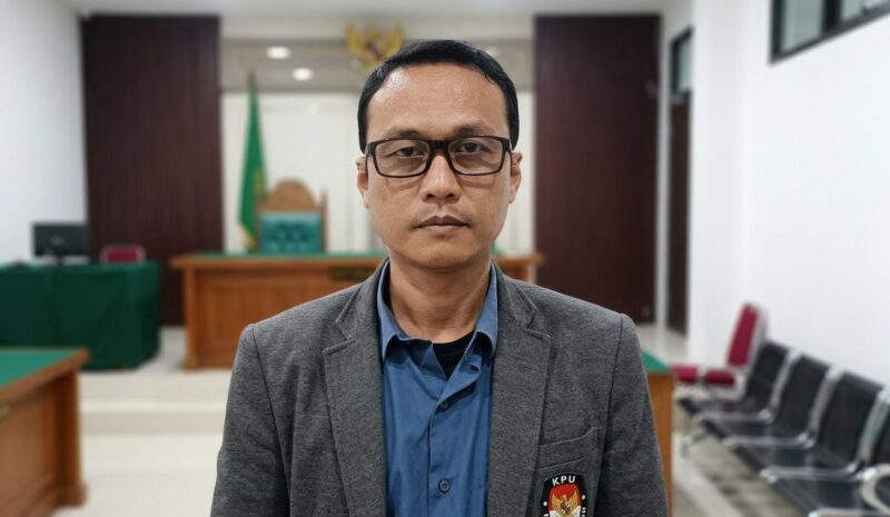 kuasa hukum Iwan Tuaji, Tabrani SH MH,saat ditemui di PN Palembang, Kamis (6/8/2026)