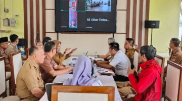 fhoto : rakor persiapan pemecahan rekor bentang bendera 2026 meter di puncak api dempo