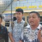 Korban datang didampingi tim kuasa hukum dari MJP & Partners, yakni Dr M. Jasmadi Pasmeindra SHI MH, Desmon Simanjuntak SH, dan Alan Pranjaya SH.