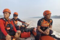 Tim SAR Gabungan saat cari korban di Muara Lalan. Foto: Basarnas Palembang.