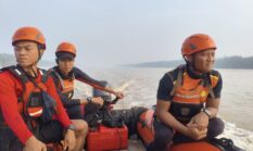 Kapal Mati Mesin, ABK 16 Tahun Terpeleset dan Hilang di Perairan Muara Lalan