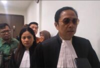 Saat Tim kuasa hukum Dua terdakwa,Dr Darmadi Djufri SH MH saat ditemui di PN Tipikor Palembang, Sealasa (11/8/2026)