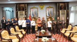 Kepala Kejaksaan Tinggi Sumatera Selatan Nurcahyo J.M.SH.MH.melakukan kunjungan silaturahmi ke sejumlah lembaga, yakni DPRD Sumsel, Griya Agung, dan Pengadilan Tinggi Palembang, Kamis (13/8/2026).